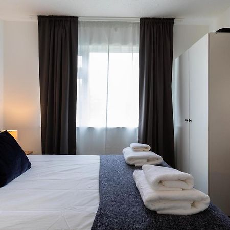 1-Bedroom Apartment With A Private Garden, Beach 5-Min Walk Веймут Екстер'єр фото
